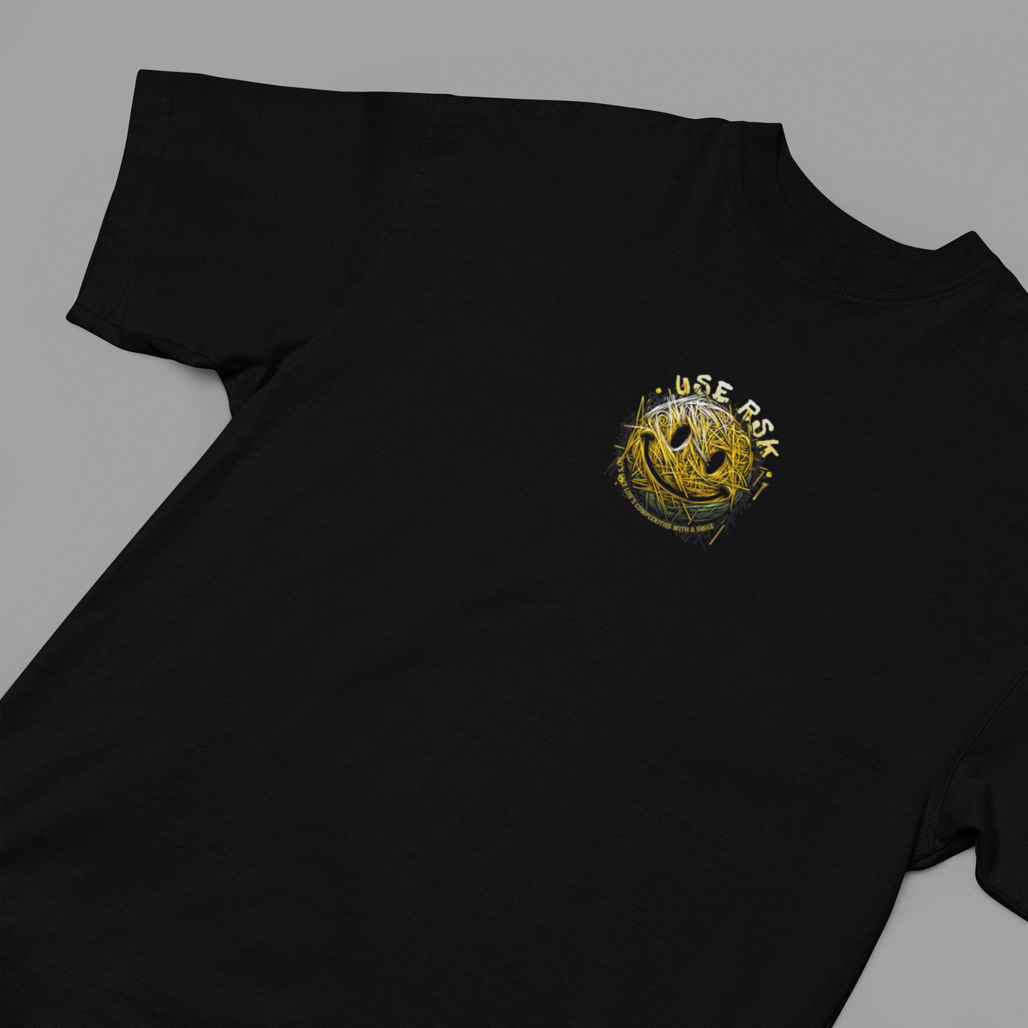 Camiseta Oversized Smile Scribble